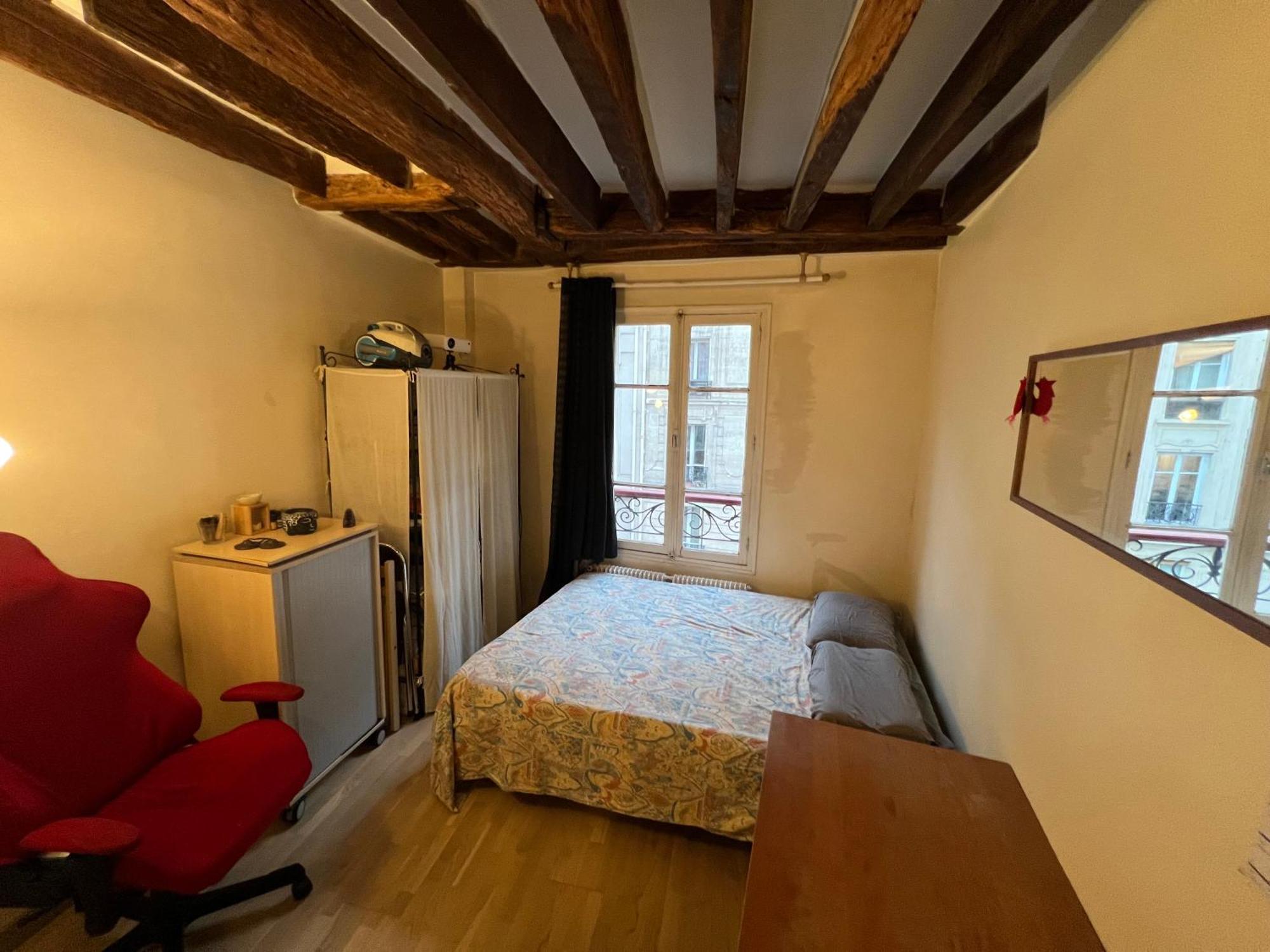 Cozy Bastille Apartment Paris